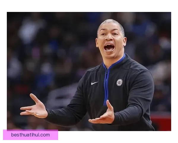 泰伦卢：小卡保持健康是关键 感谢哈登祖巴茨等球员贡献